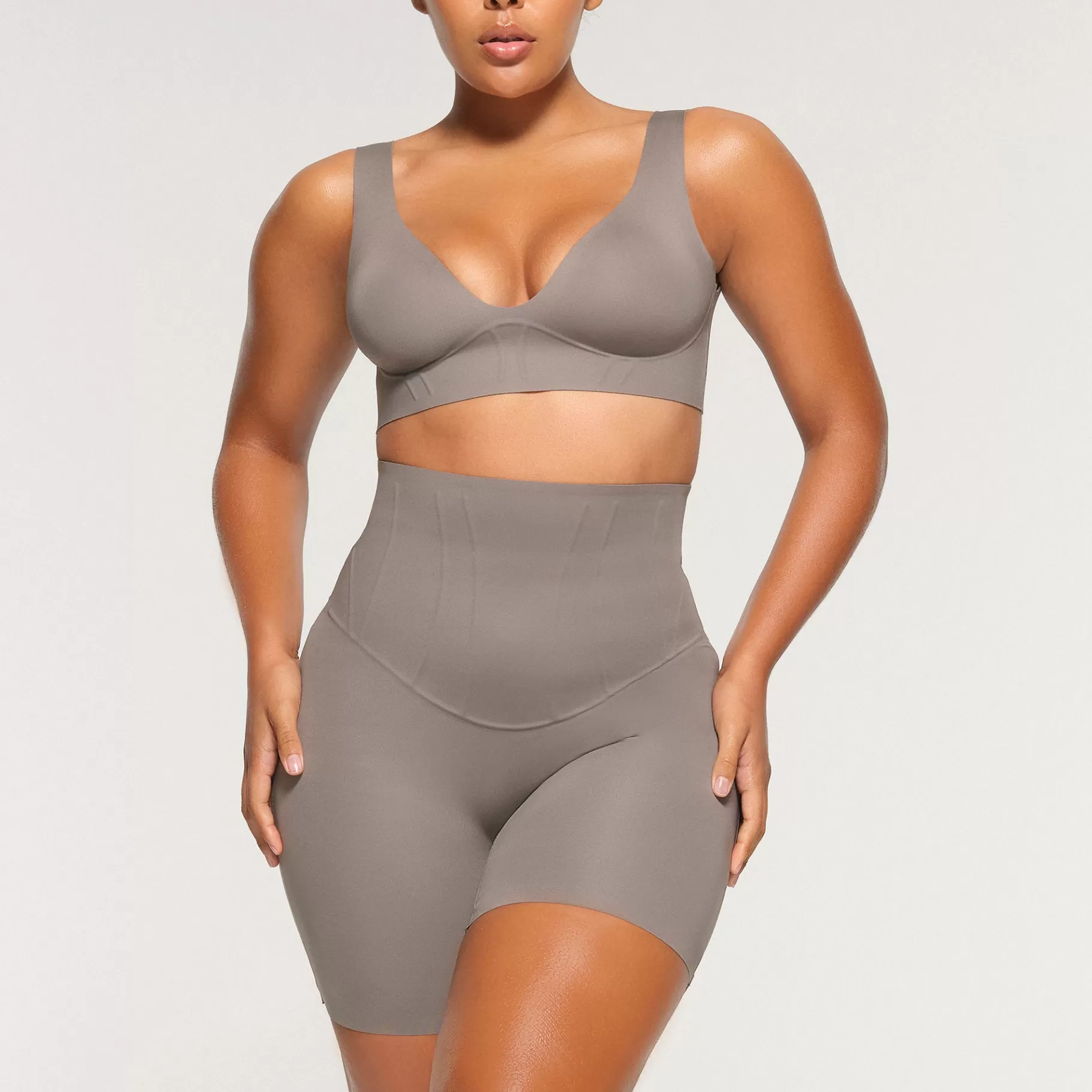 Skims shapewear bras*BONDED CORSET PLUNGE BRALETTE | STEEL