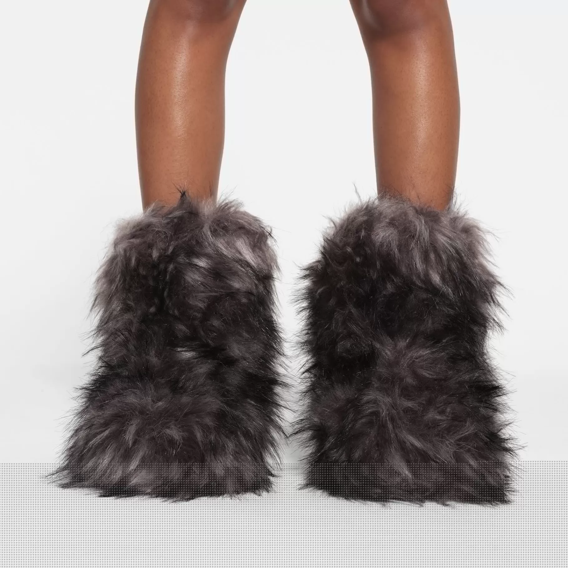 Skims slides*FAUX FUR BOOT | GREY