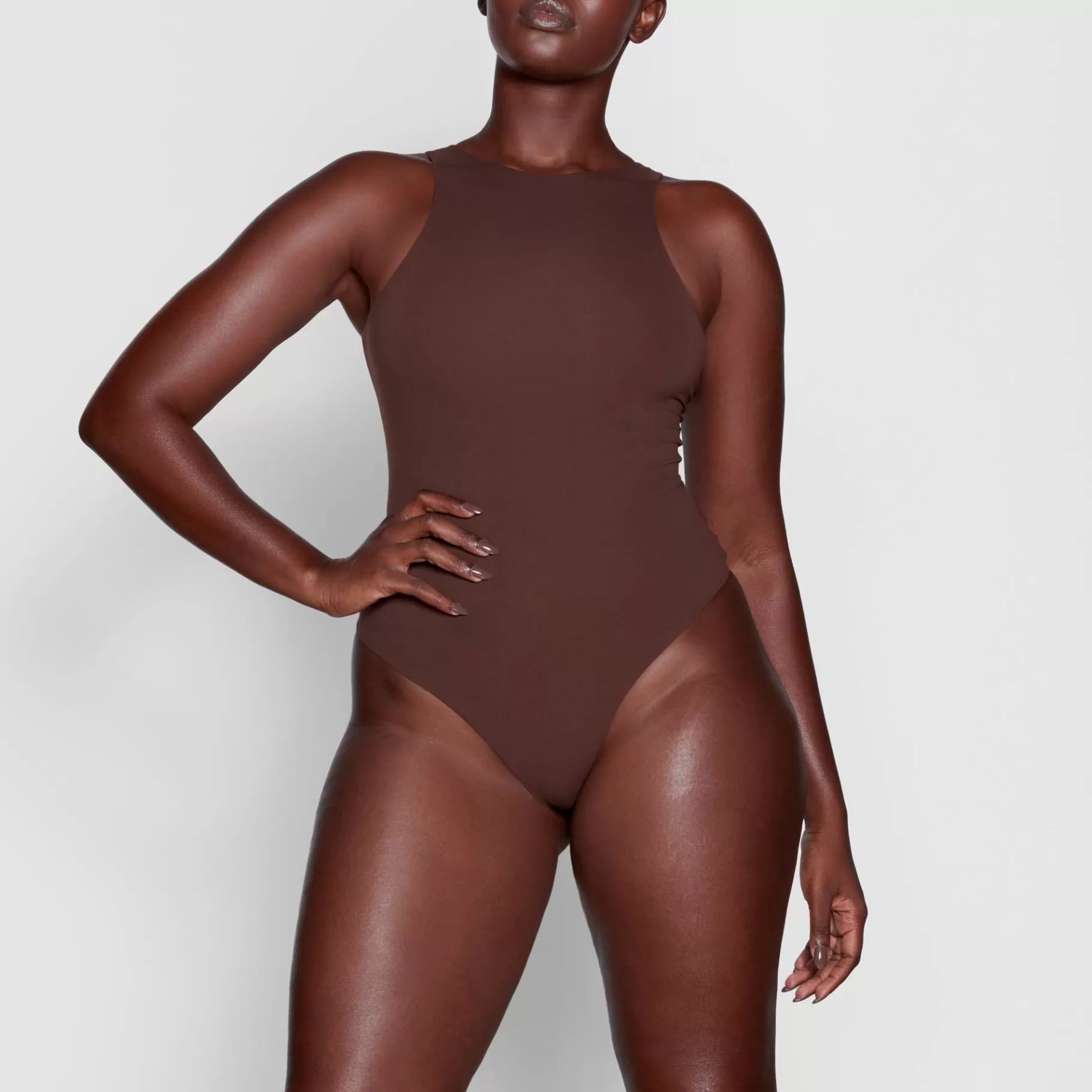 Skims bodysuits*FITS EVERYBODY HIGH NECK BODYSUIT | COCOA