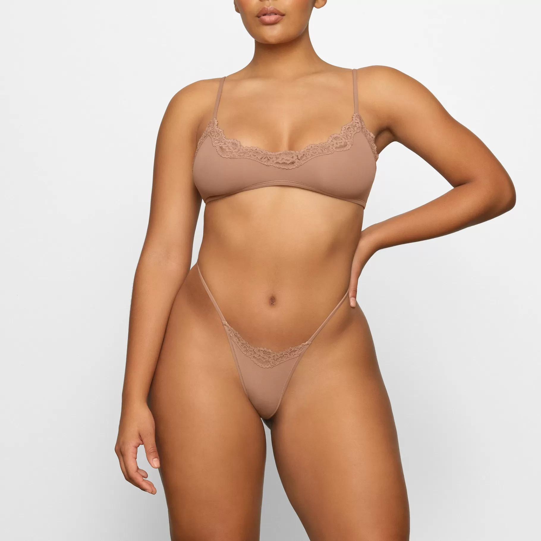 Skims *FITS EVERYBODY LACE SCOOP BRALETTE | SIENNA