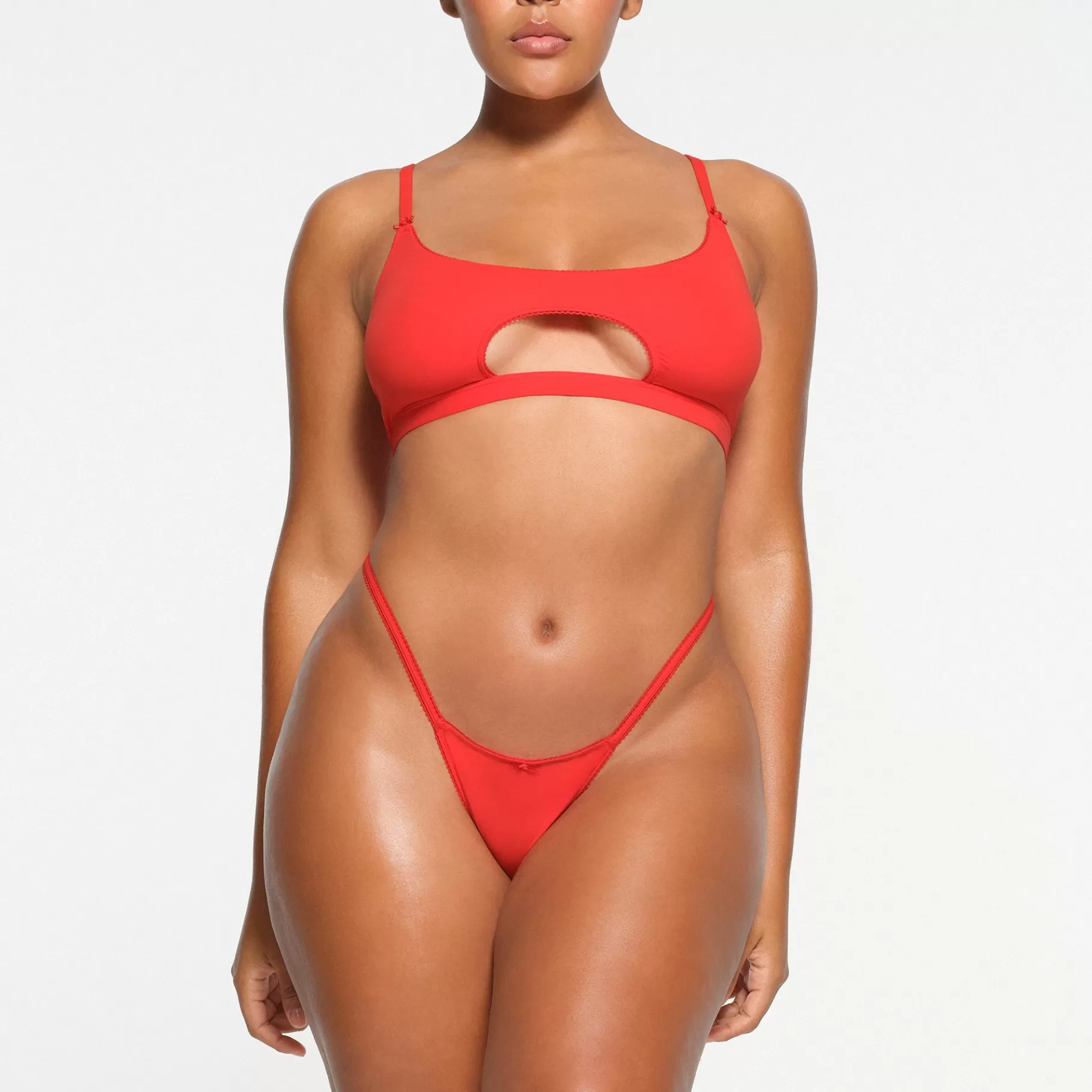 Skims scoop*FITS EVERYBODY PICOT TRIM CUT OUT SCOOP BRALETTE | RUBY