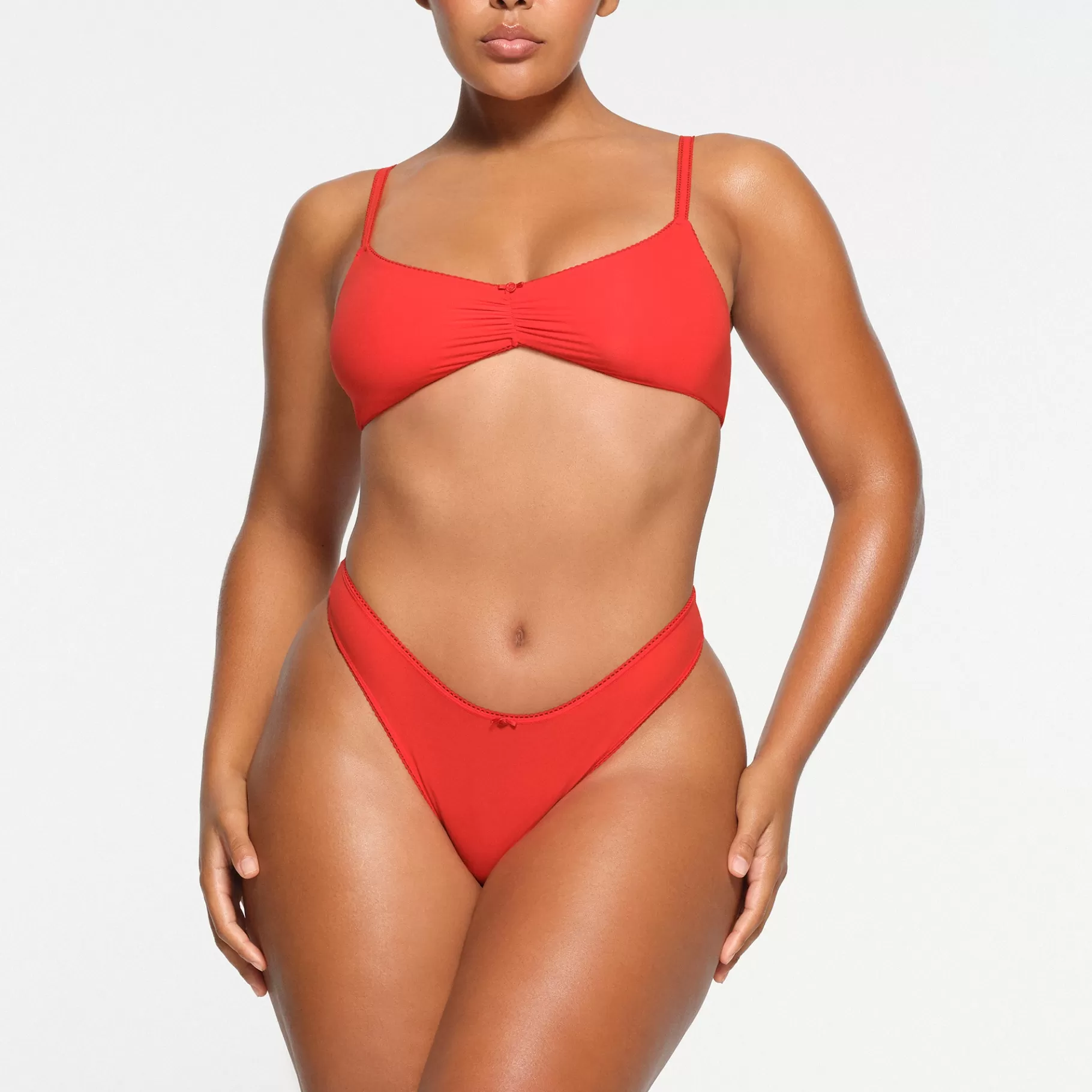 Skims scoop*FITS EVERYBODY PICOT TRIM SKIMPY SCOOP BRALETTE | RUBY