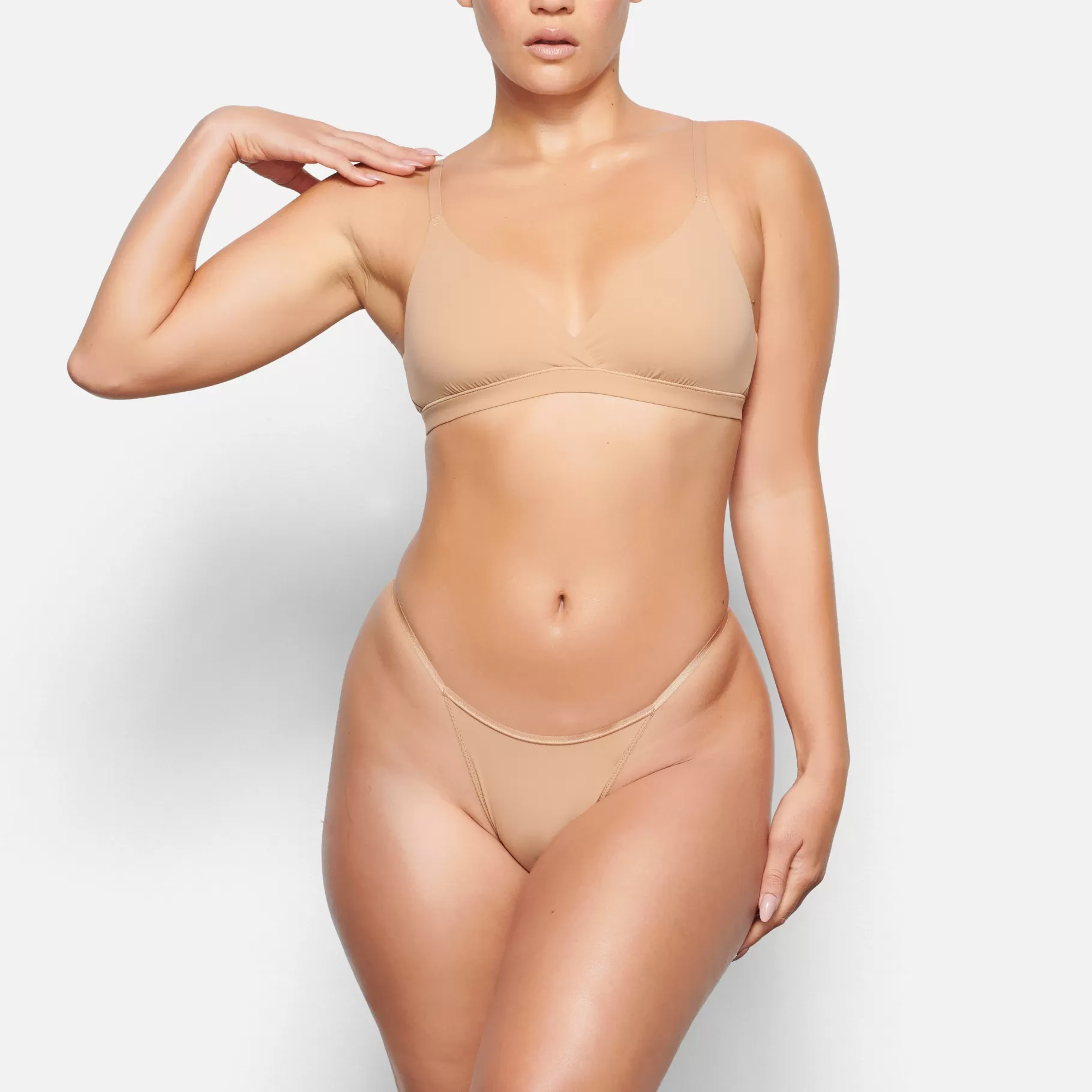 Skims cheeky underwear*FITS EVERYBODY STRING BIKINI | OCHRE