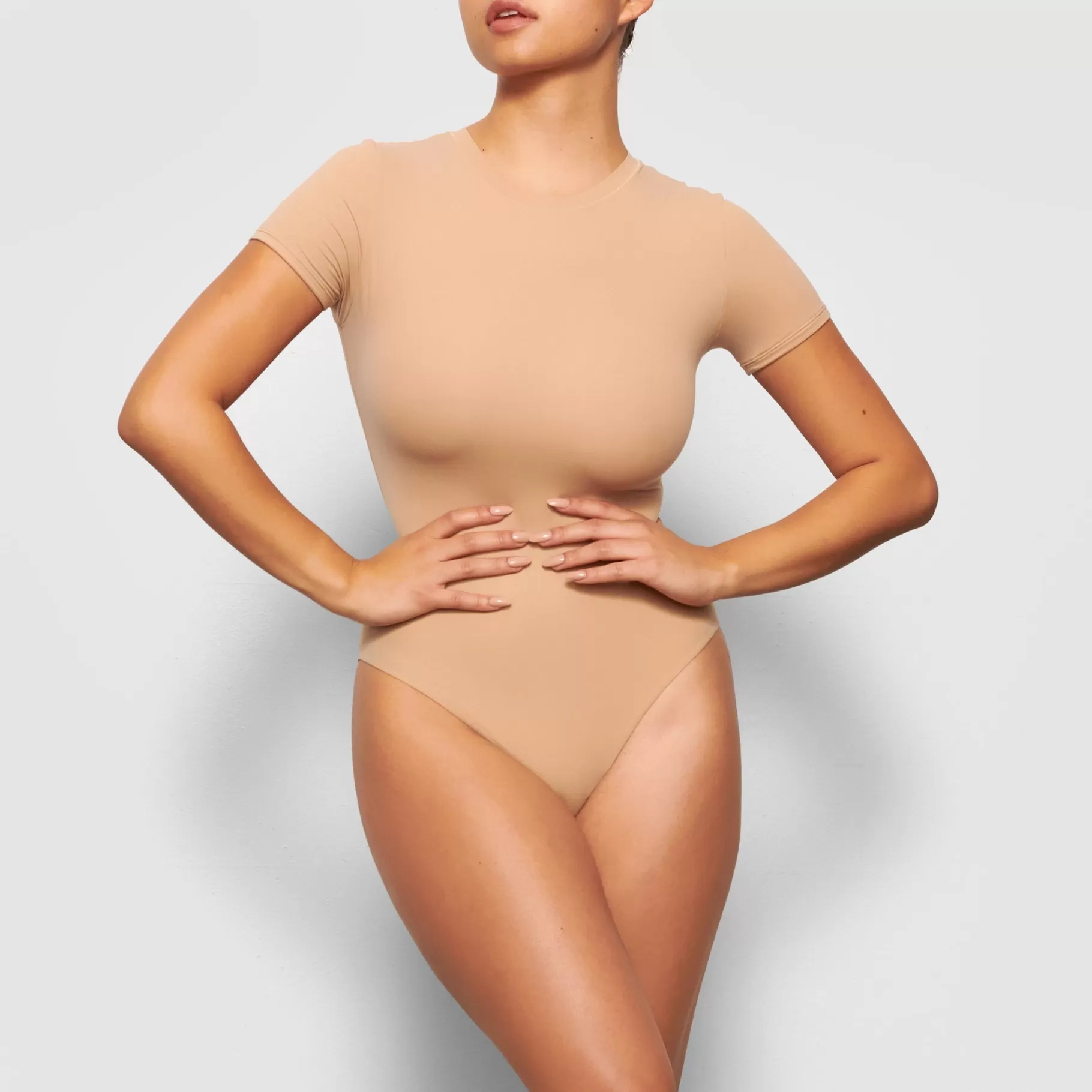 Skims bodysuits*FITS EVERYBODY T-SHIRT BODYSUIT | CLAY