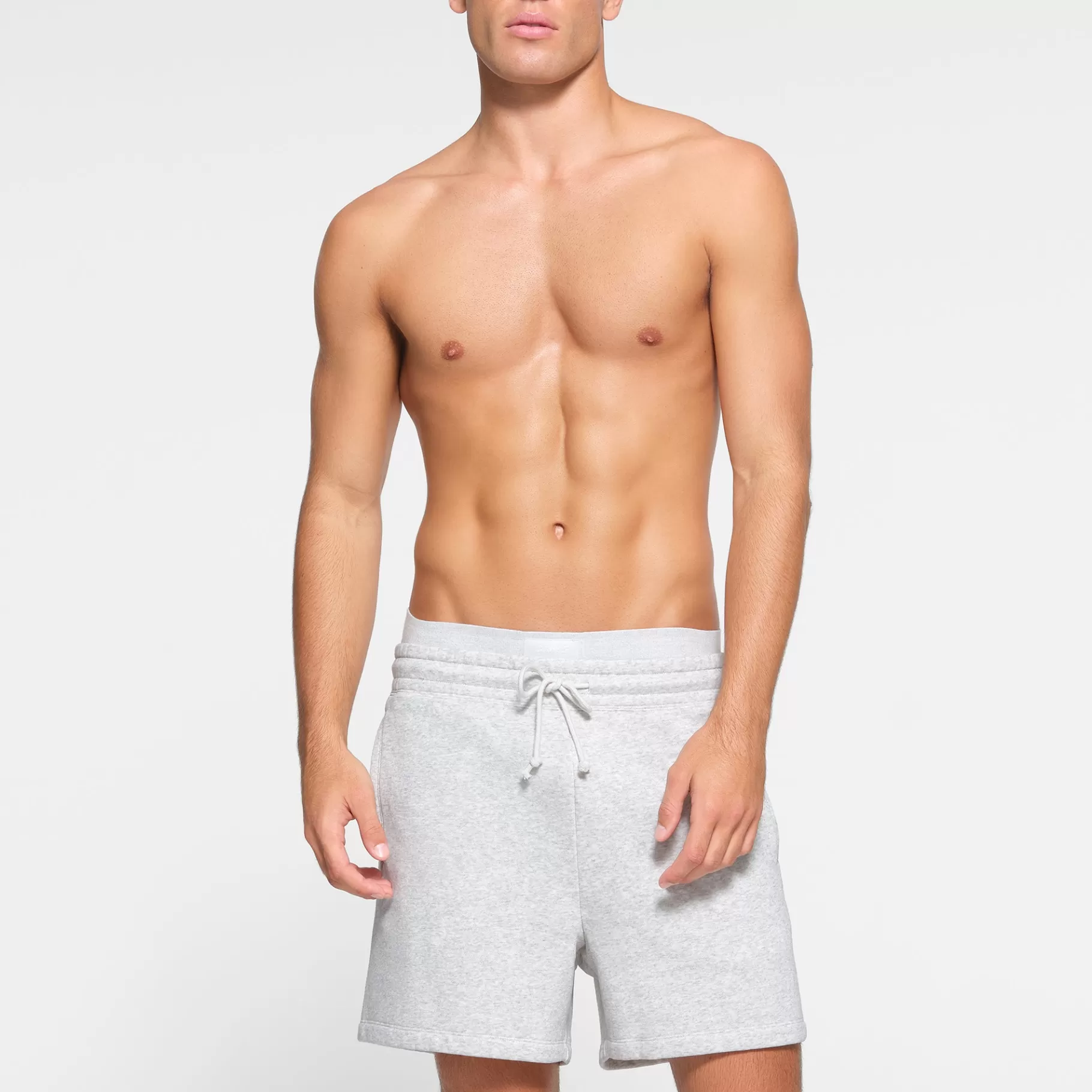 Skims bottoms*FLEECE LOUNGE MENS RELAXED SHORT | LIGHT HEATHER GREY LIGHT+HEATHER+GREY