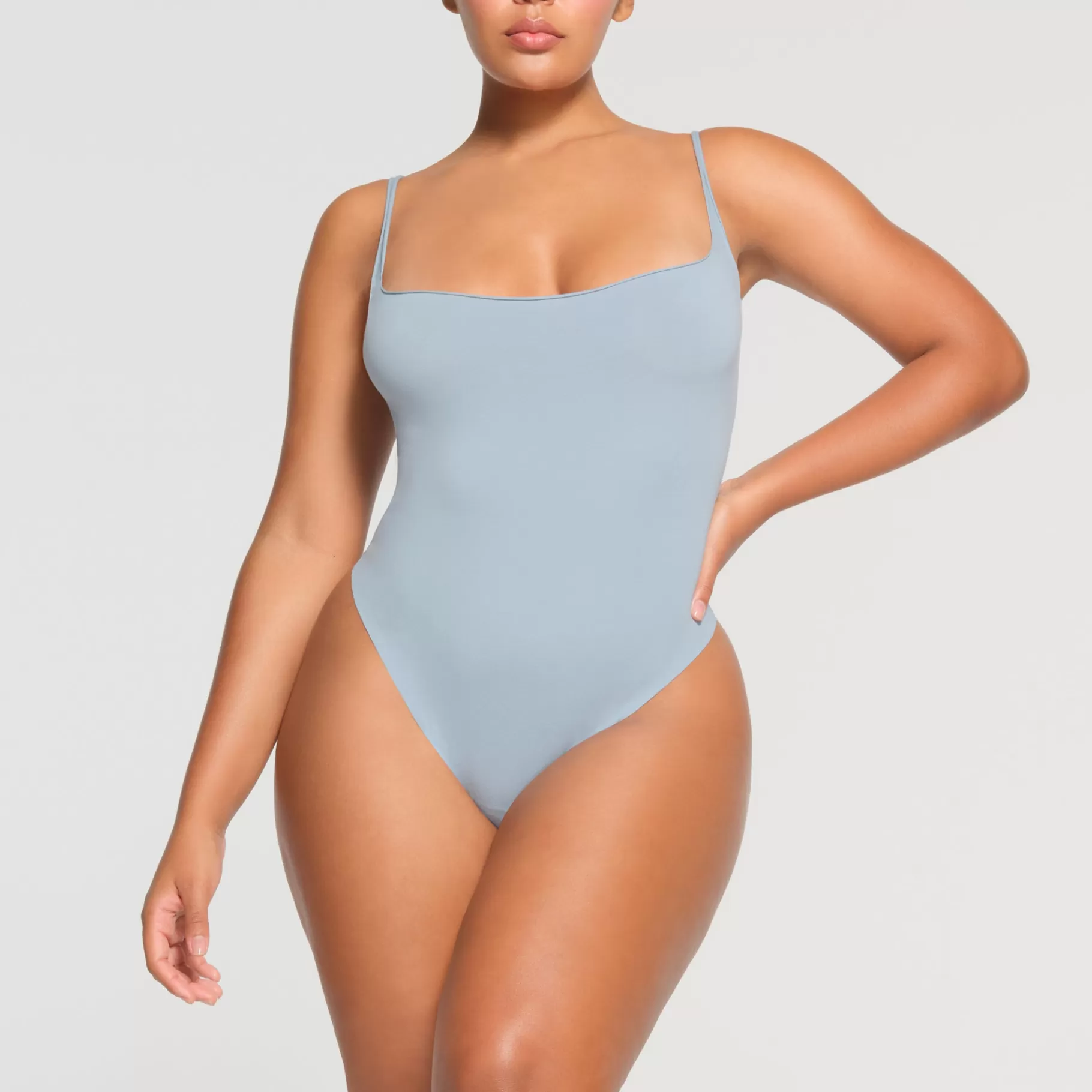 Skims bodysuits*RAW EDGE CAMI BODYSUIT | DENIM