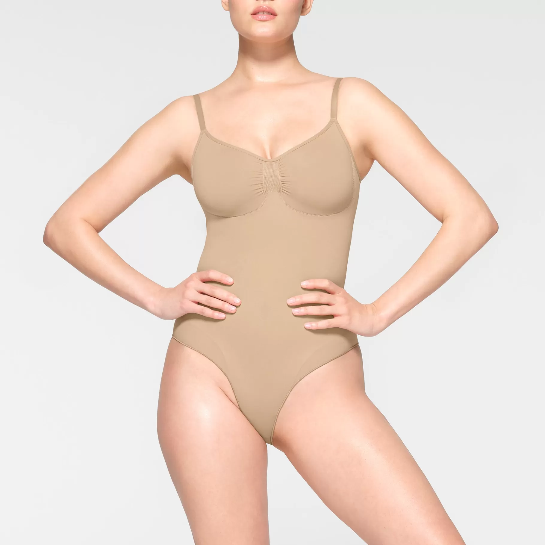 Skims seamless sculpt*SEAMLESS SCULPT BRIEF BODYSUIT | CLAY