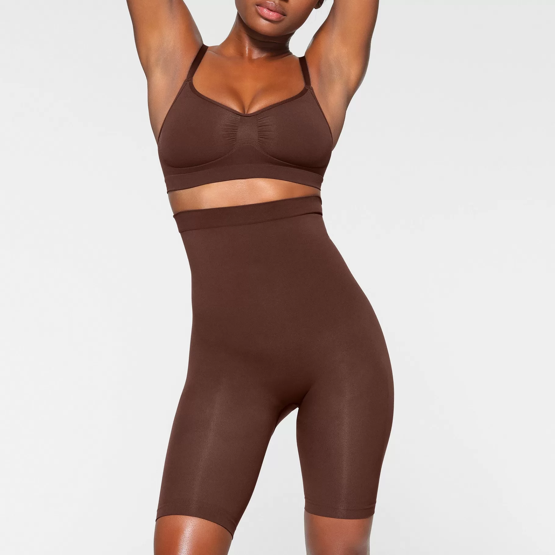 Skims shapewear shorts & leggings*SEAMLESS SCULPT HIGH-WAISTED ABOVE THE KNEE SHORT | COCOA