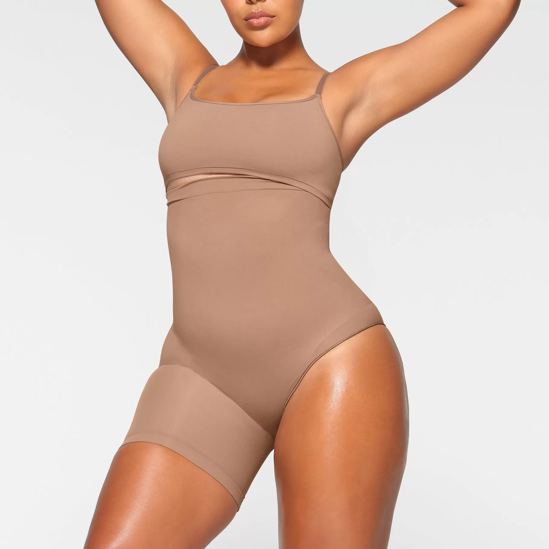 Skims shapewear shorts & leggings*SEAMLESS SCULPT SOLUTION SHORT LEFT LEG EXPOSED | SIENNA