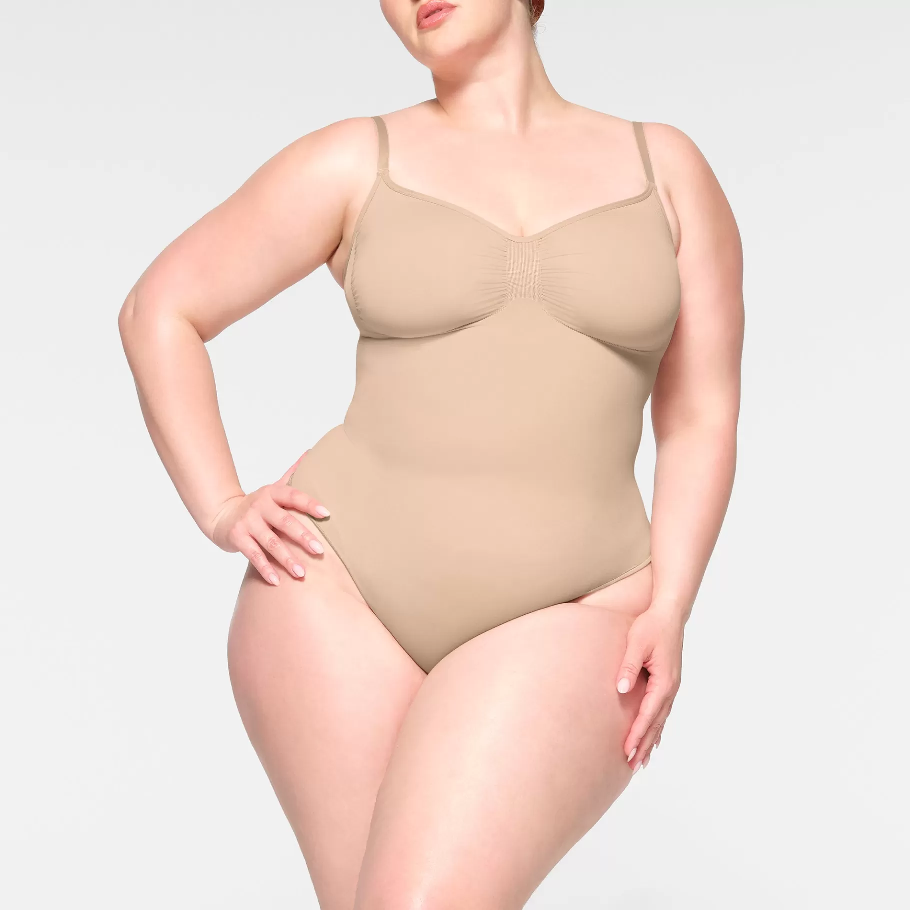 Skims seamless sculpt*SEAMLESS SCULPT THONG BODYSUIT | MICA