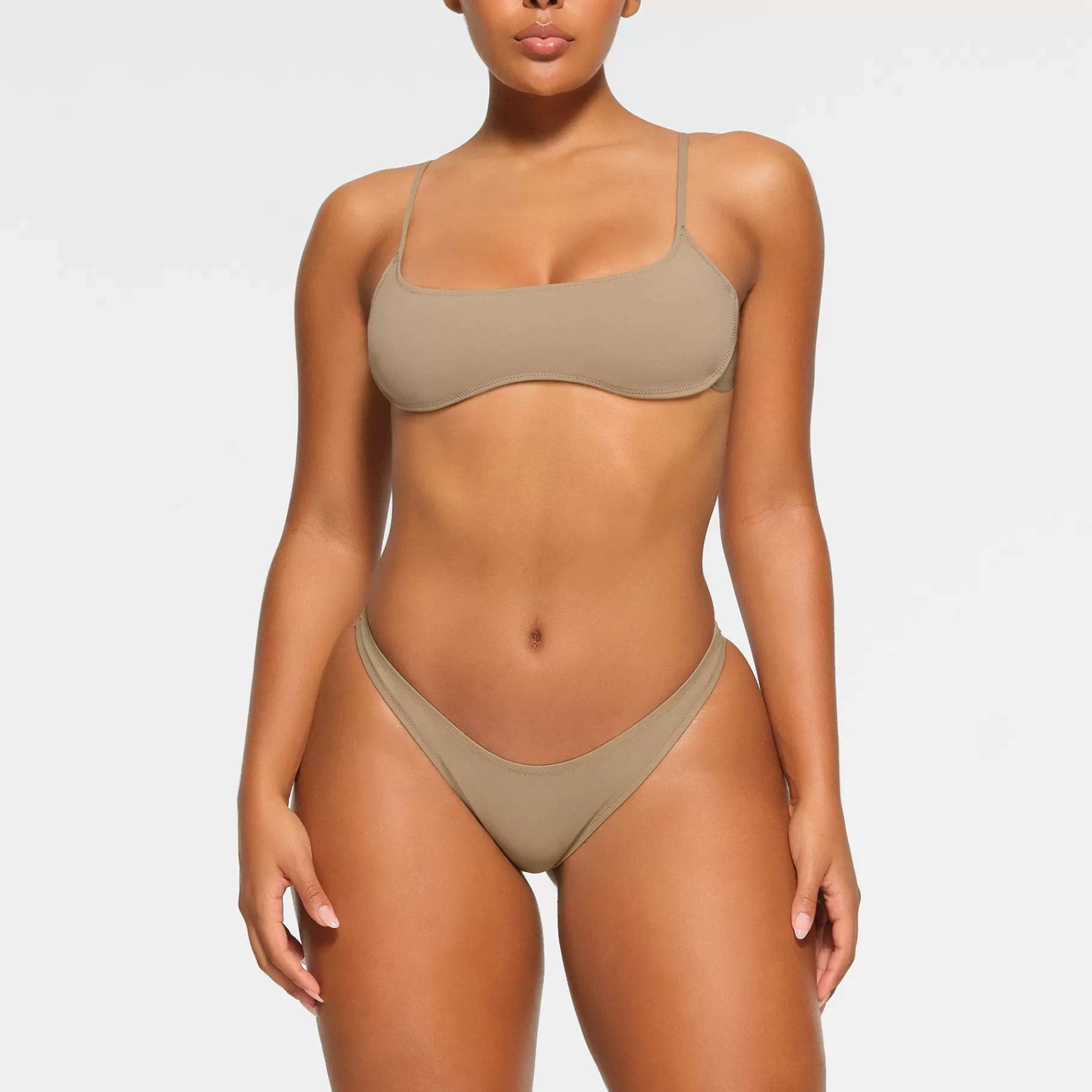 Skims swim*SIGNATURE SWIM MICRO SCOOP BIKINI TOP | DESERT