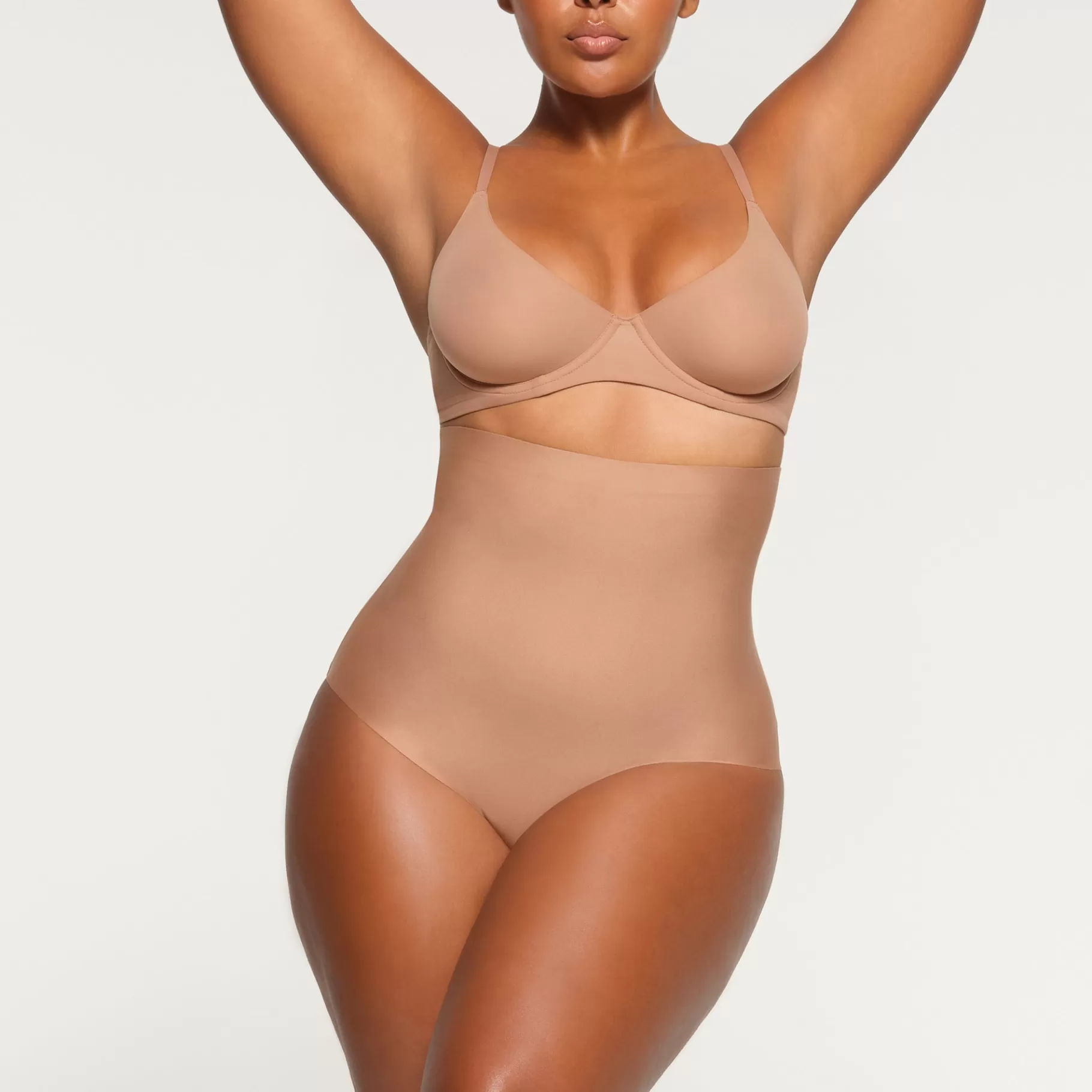 Skims shaping underwear* BODY HIGH-WAISTED BRIEF | SIENNA