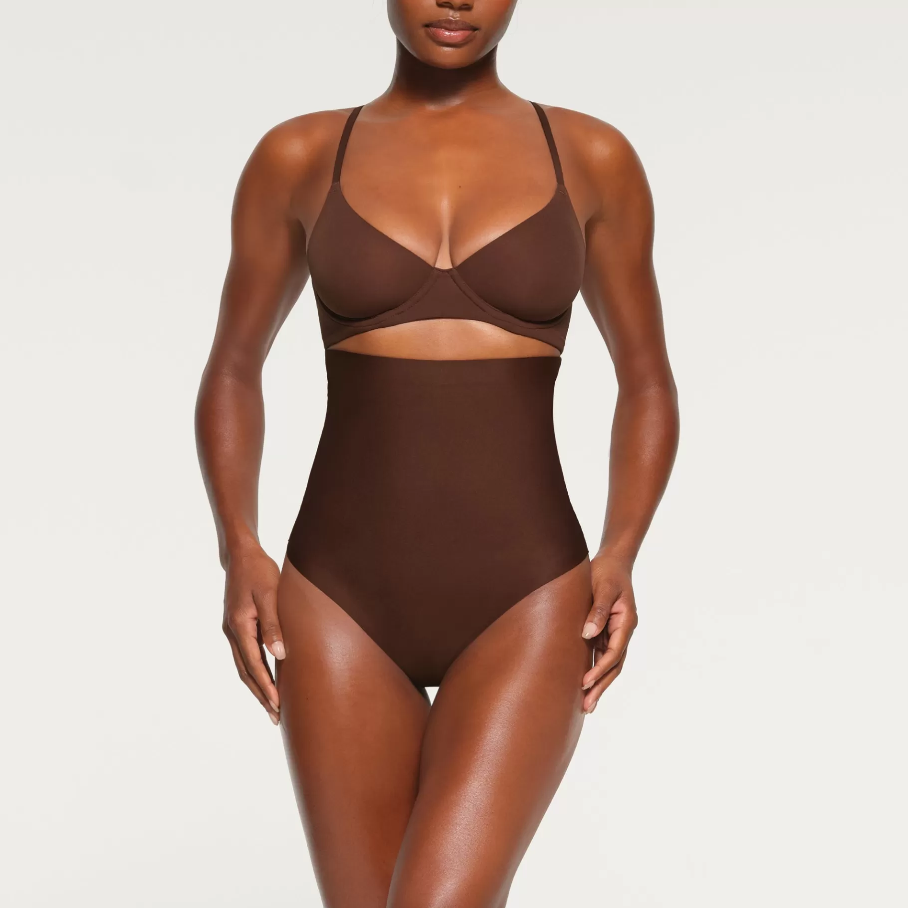 Skims shaping underwear* BODY HIGH-WAISTED THONG | COCOA