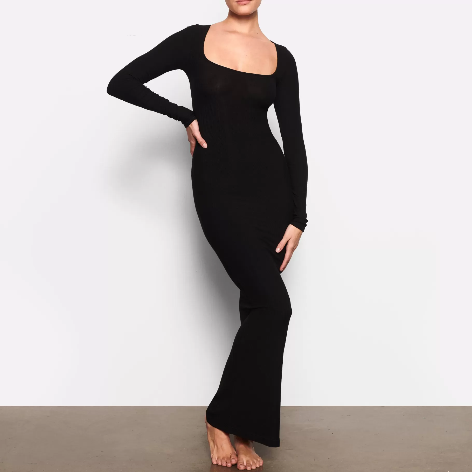 Skims for you*SOFT LOUNGE LONG SLEEVE DRESS | ONYX